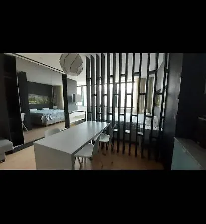 404 Gale Center Wifi, Parking Appartement